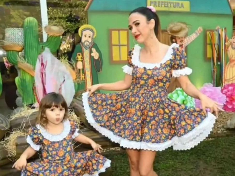 Tatá Werneck e a filha, Clara Maria — Foto: Reprodução Instagram
