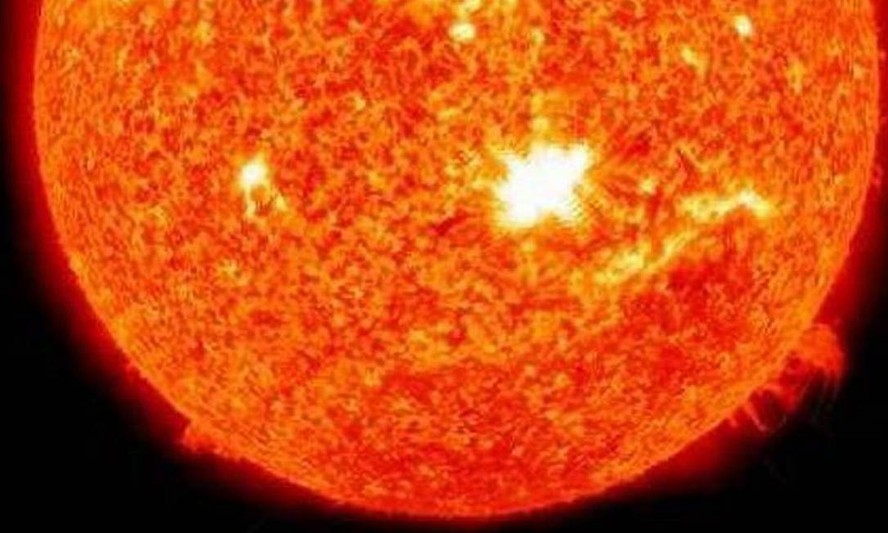 Explosão solar