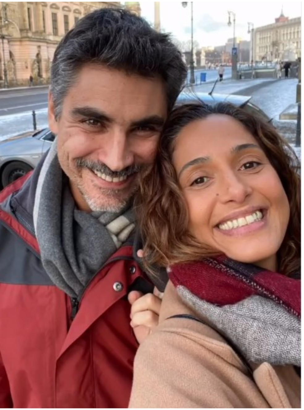 o Dramaturgo Patrick Pessoa ea atriz camila pitangaestão Noivos - foto: repredução / instagram