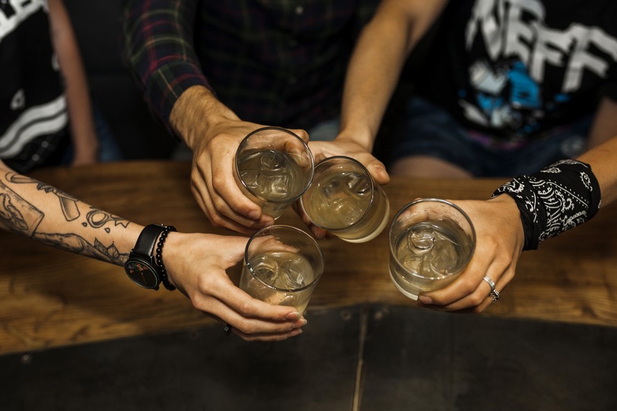 Consumo excessivo de álcool em jovens prejudicam os mecanismos de memória do cérebro