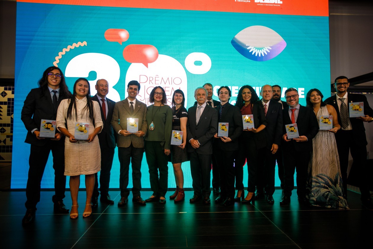 Vencedores do Prêmio Jovem Cientista com Projetos de Conectividade e Inclusão Digital
