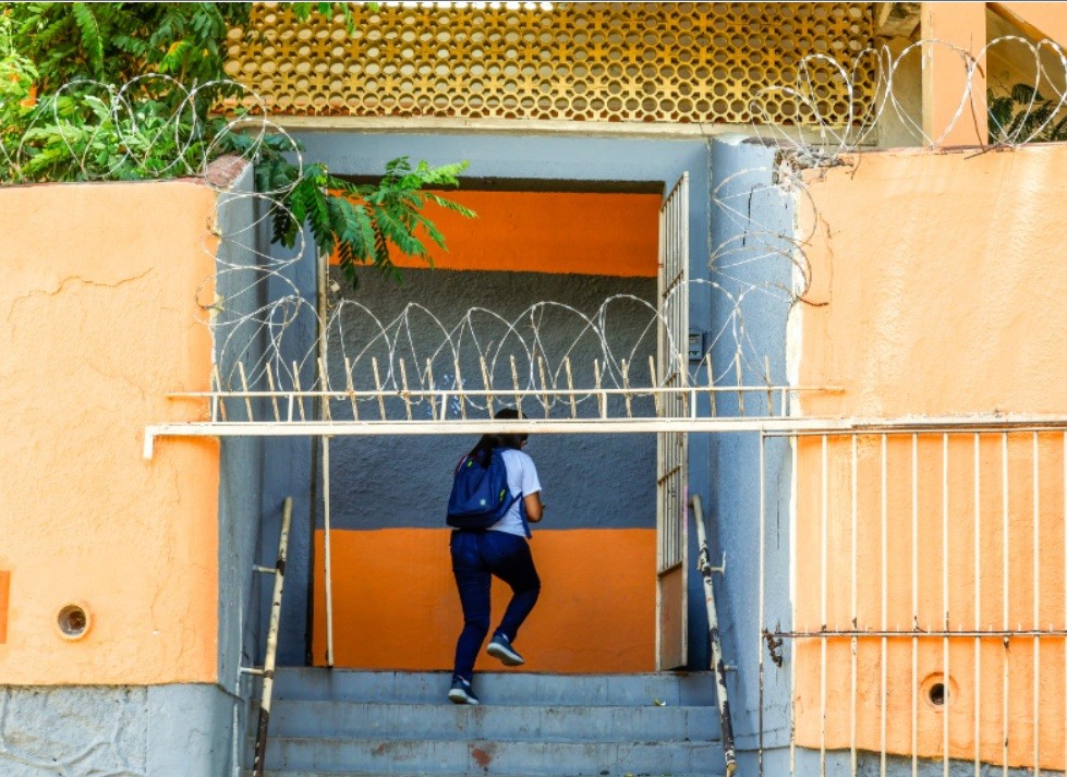 Com maior gasto por aluno, estado do Rio está em penúltimo lugar na educação