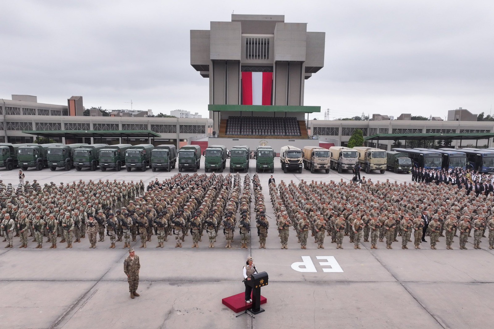 Fujimori cria comando militar e policial para enfrentar crescente onda de criminalidade no Peru