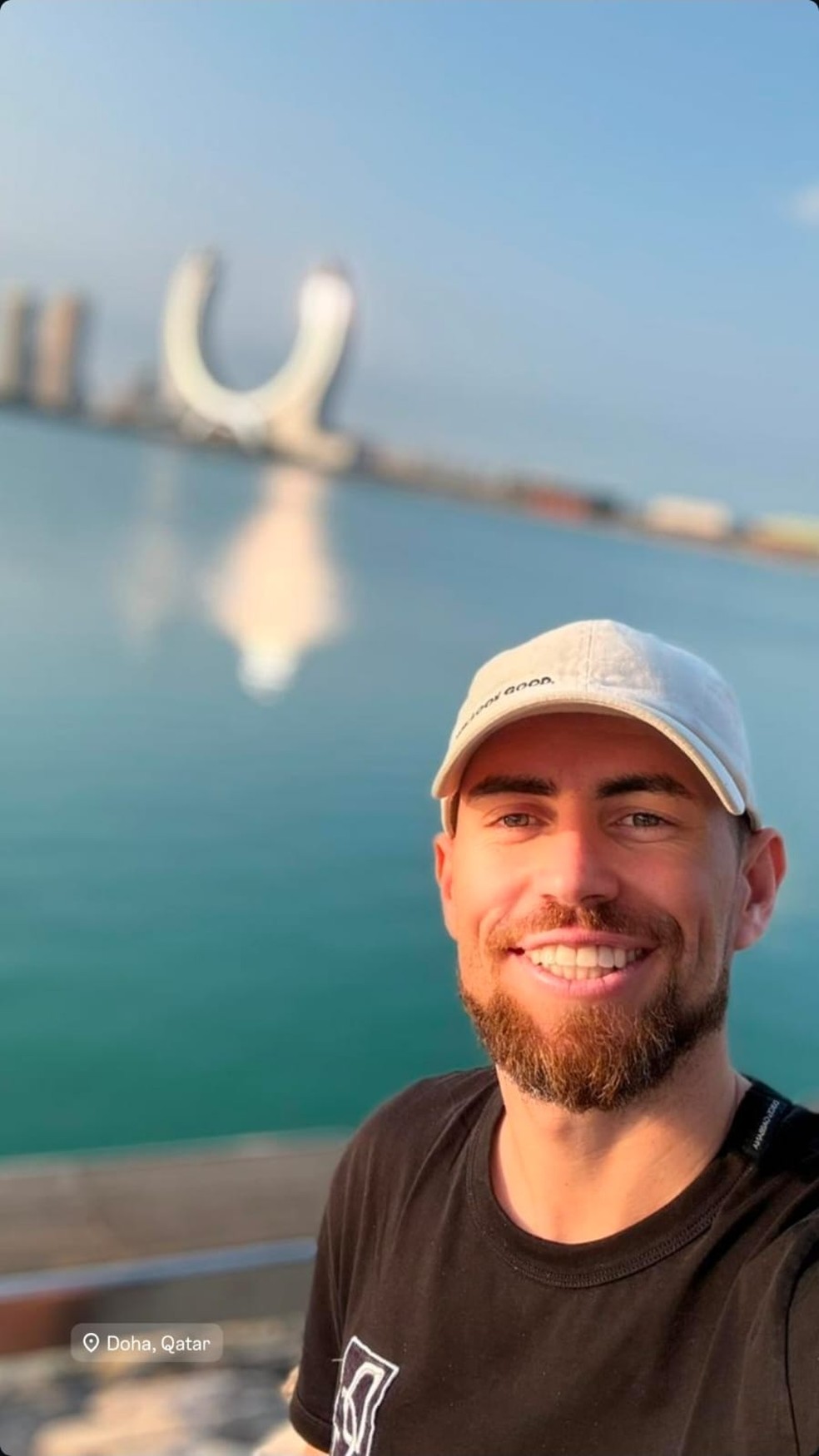 Flamengo's Jorginho enjoys his time off in Doha — Photo: Reproduction