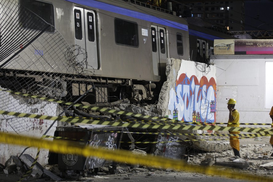 Seguranças do Metrô de São Paulo detém 11 suspeitos de arrastão em estação