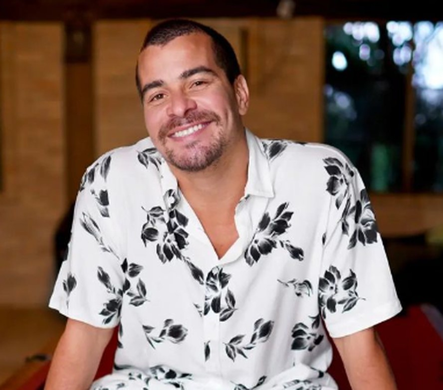 Thiago Martins negocia papel em 'A vovó sumiu'. Entenda o que falta ...