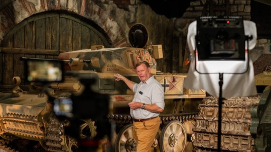 Sucesso no YouTube, museu de tanques na Inglaterra supera Louvre e conquista mais de 100 milhões de acessos