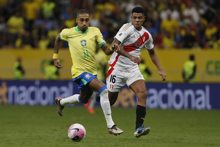 Raphinha foi o principal destaque da seleção na goleada sobre o Peru
