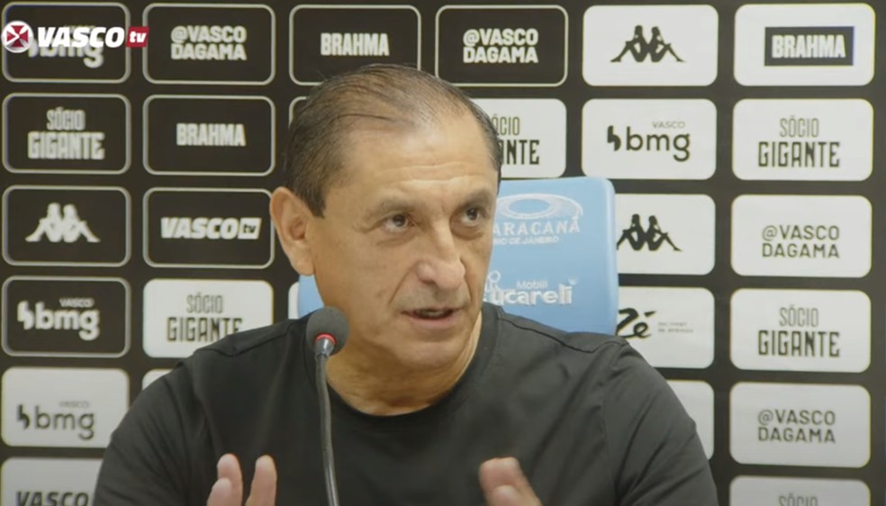 Ramón Díaz concedeu entrevista coletiva após empate do Vasco — Foto: Reprodução/VascoTV