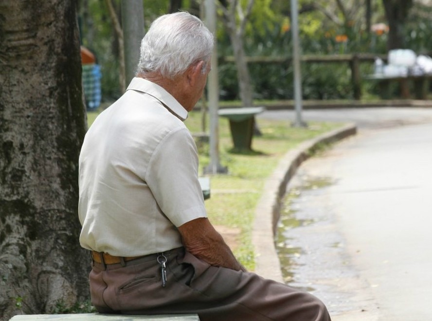 Alzheimer é a principal causa de demência em idosos.