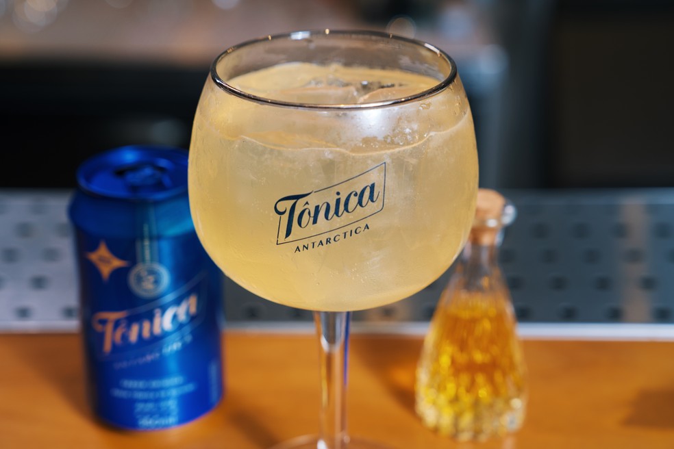 Baile da Vogue terá drinques exclusivos com Tônica Antarctica com