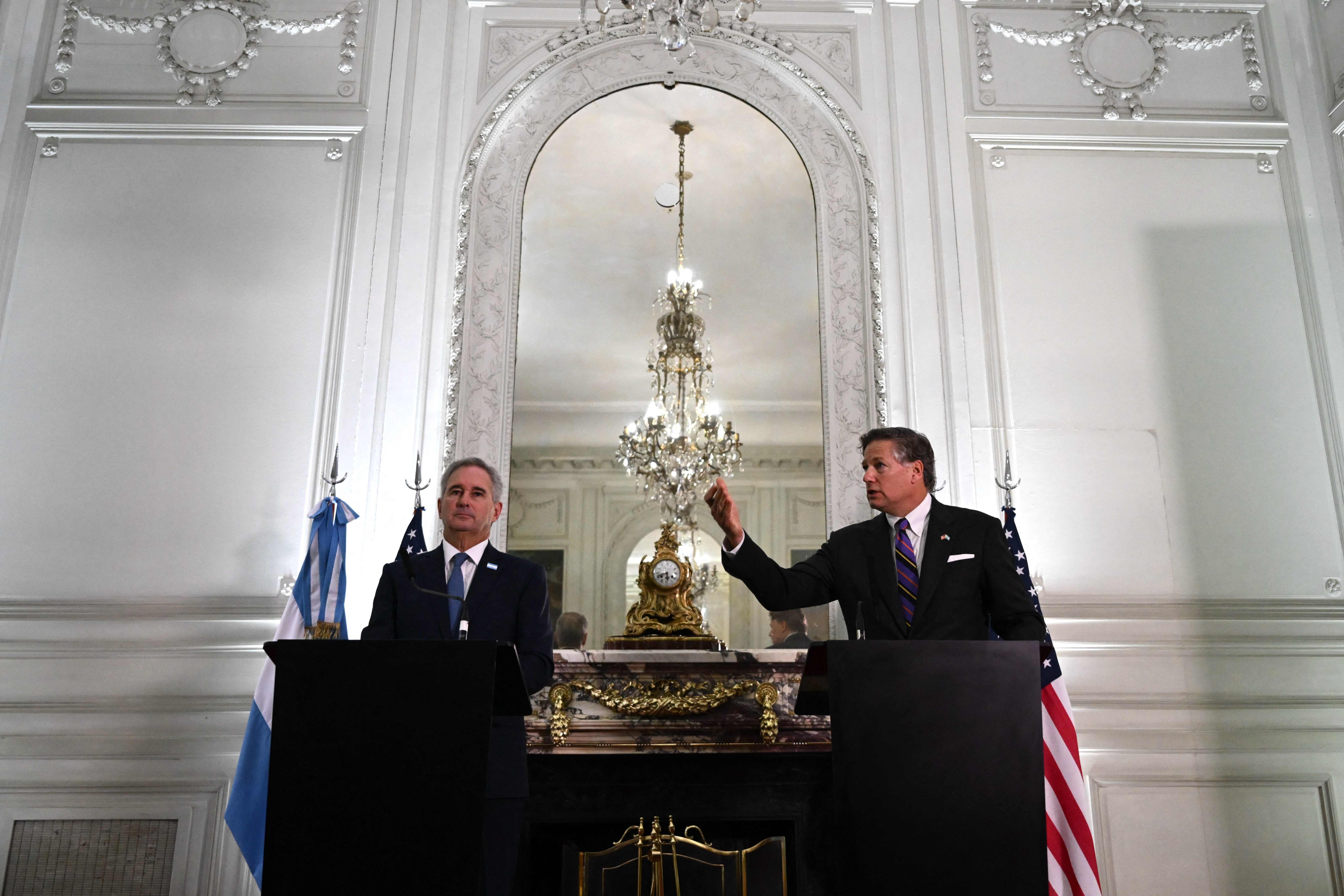 'Não há outro país com o qual estejamos tão alinhados', diz enviado de Trump à Argentina