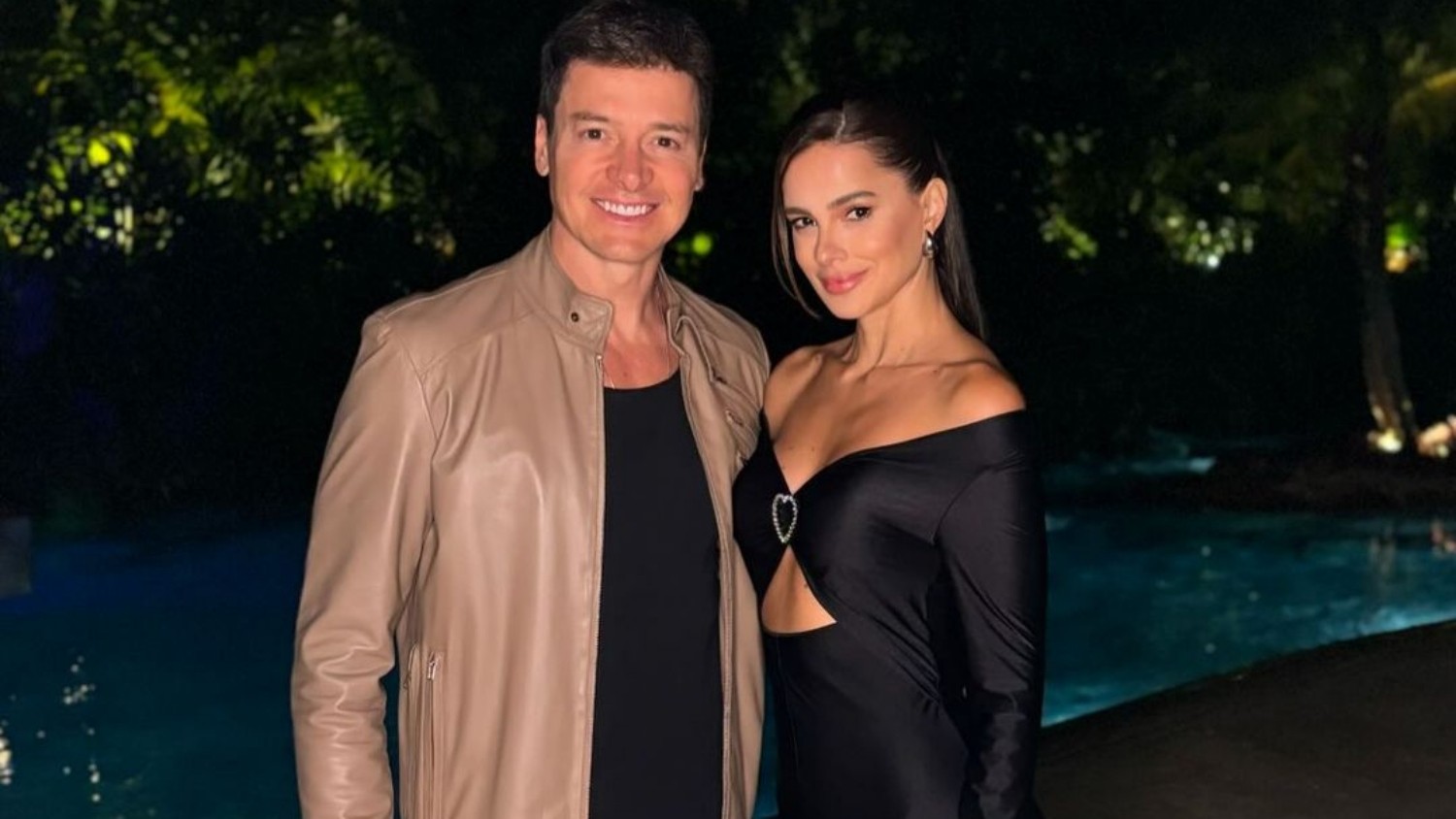 Rodrigo Faro e Vera Viel em momento de celebração de seus 29 anos de união
