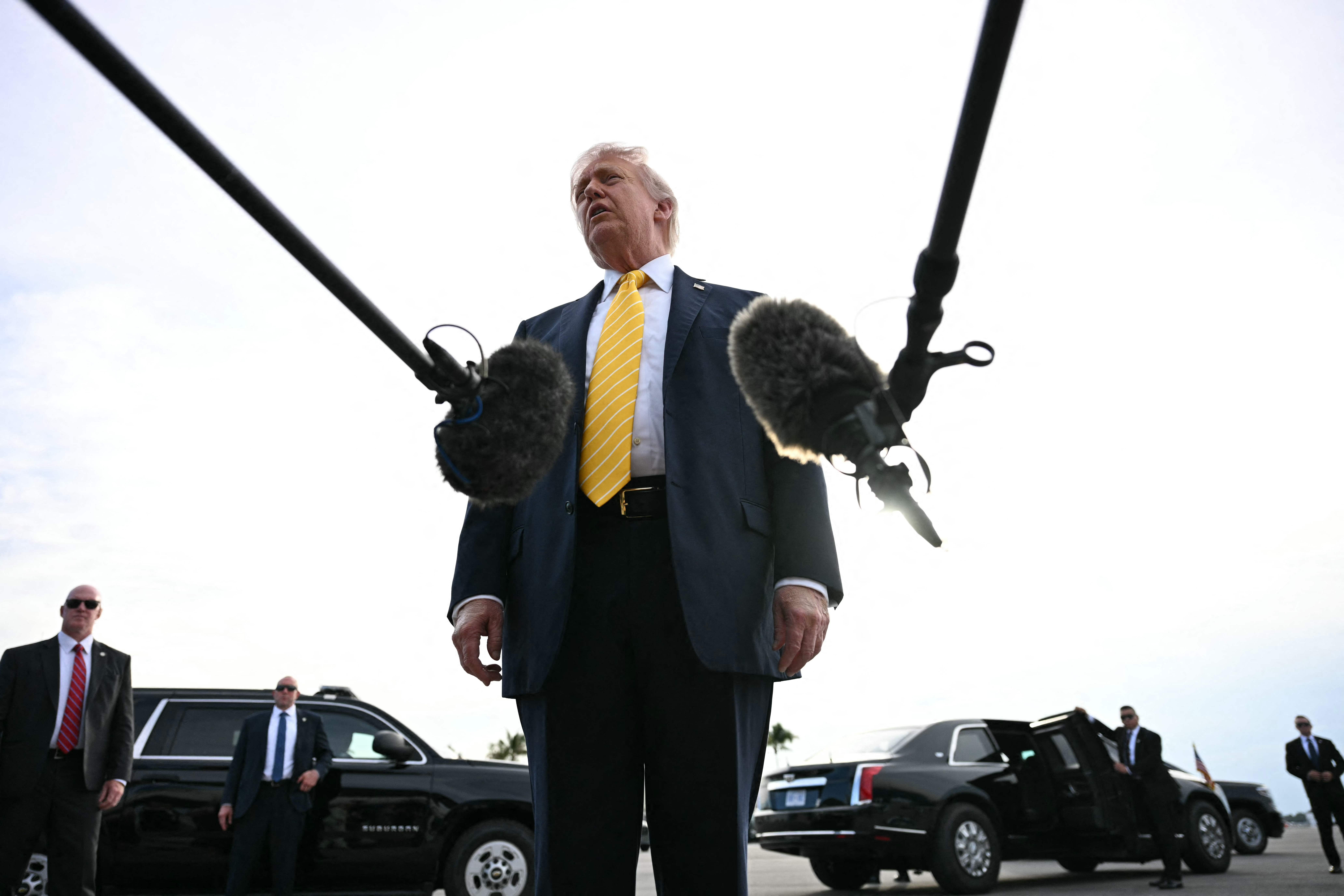 Trump arrisca ao mover peça no tabuleiro de Ormuz