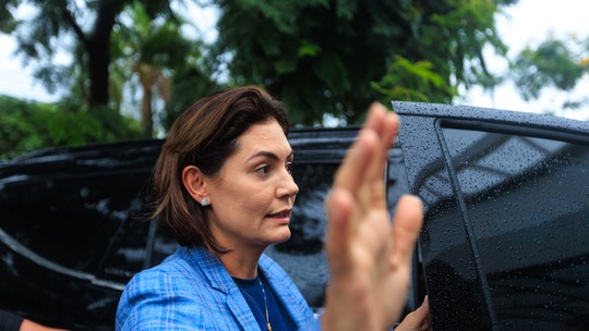 Michelle Bolsonaro celebra rejeição de Messias para o STF: 'Justiça de Deus foi feita' Michelle Bolsonaro celebra rejeição de Messias para o STF: 'Justiça de Deus foi feita'