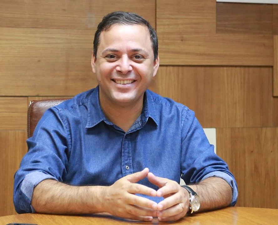 Deputado Federal Carlos Jordy Perde Ação Movida Contra Rodrigo Neves