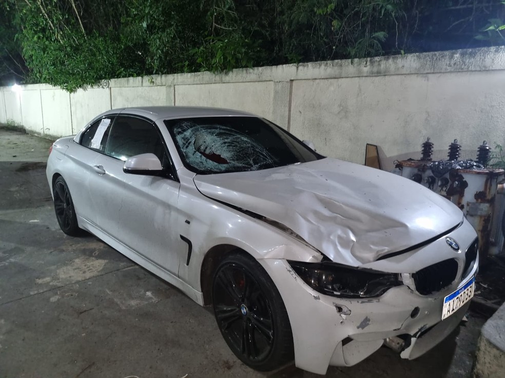 O BMW do influenciador acusado de atropelar e matar homem que acabara de casar — Foto: Roberta de Souza