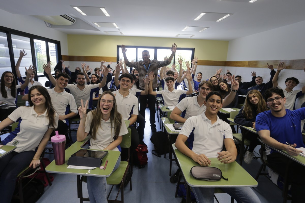No topo do ranking: escolas listadas entre as dez melhores do Enem em ...