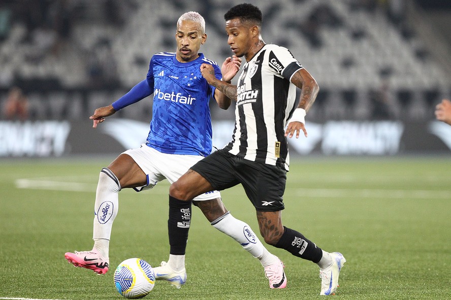 Botafogo e Cruzeiro avaliam disputar amistoso em novo período de 'pré ...
