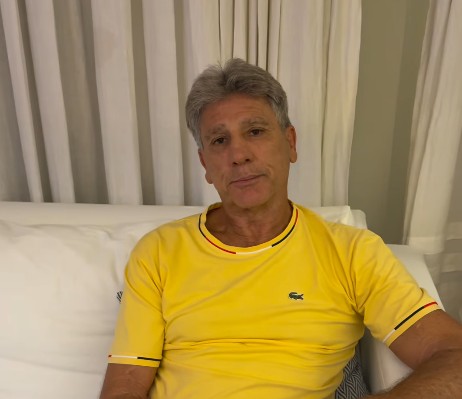 Em casa por suspensão da Conmebol, Renato Gaúcho avalia vitória do Vasco na Sul-Americana: 'Grande partida'