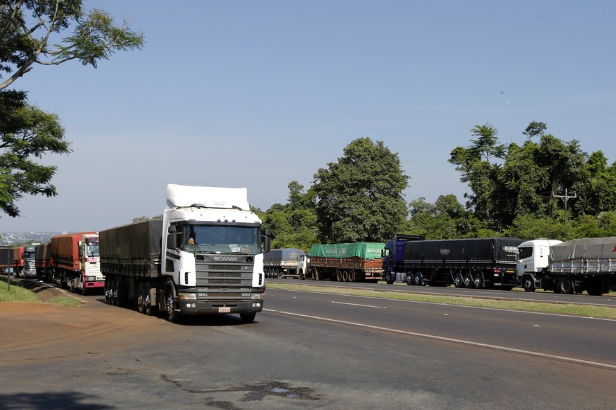 Parte dos 5 mil quilômetros citados pelo secretário são rodovias do Paraná, como a BR-277, que serão concedidas junto com estadas estaduais