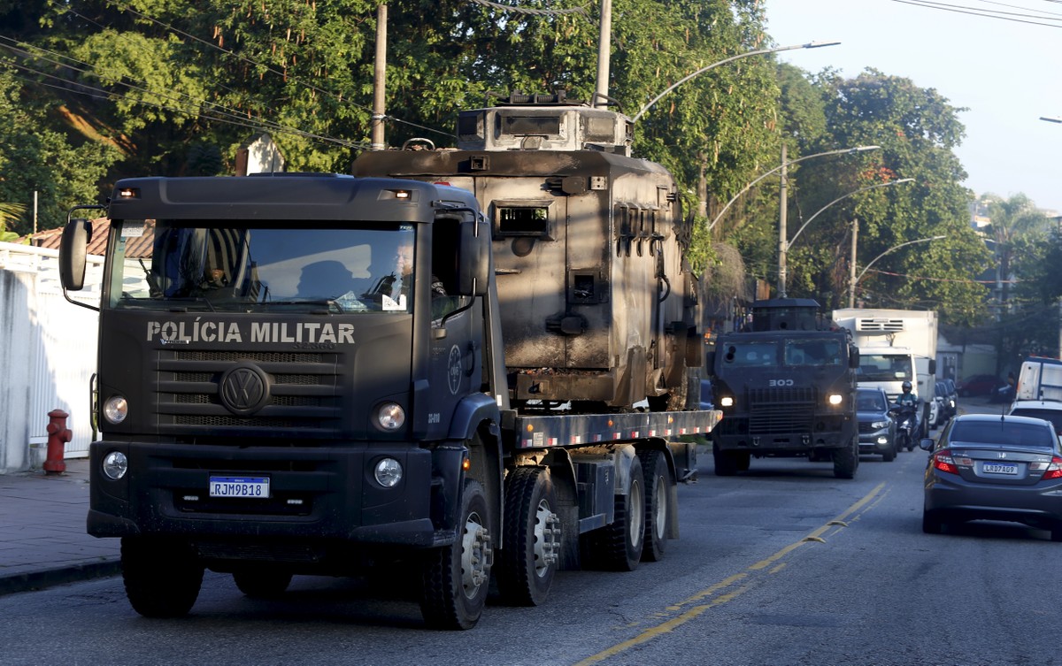 blindado tentou avançar parte 3 . . . #policiamilitar #policia #pm