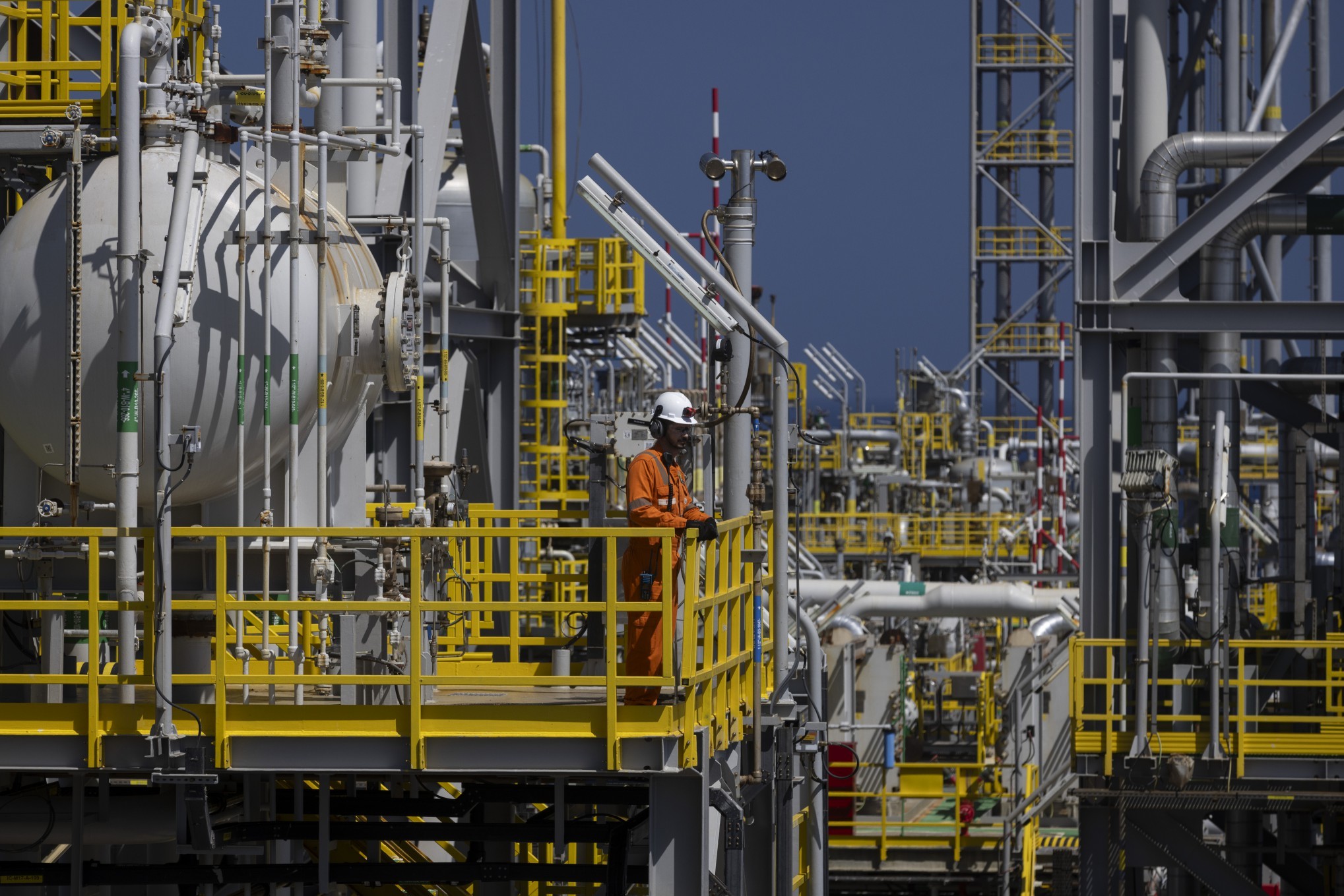 Fazenda defende prorrogar por dois meses Imposto de Exportação sobre petróleo - QTU Questões do Universo