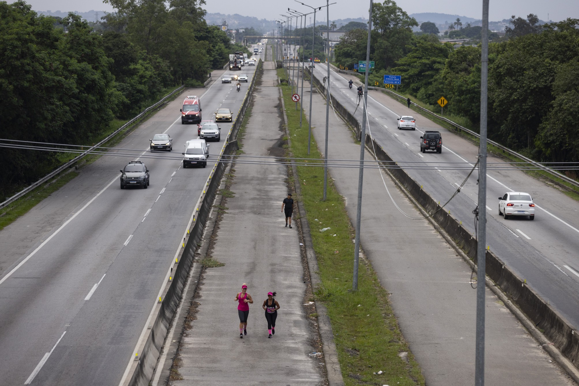‘Toda a BR-101 será monitorada por câmeras’, diz ministro dos Transportes, que assina hoje início de obras em trecho de Niterói a Campos