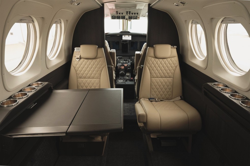 Interior do King Air F90 — Foto: Reprodução