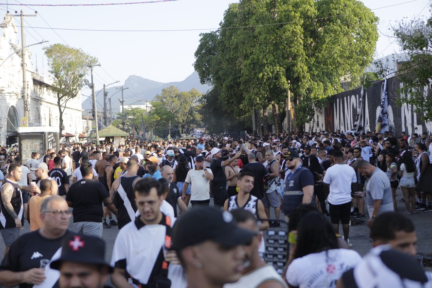 Entorno de São Januário terá interdições para jogo do Vasco - Prefeitura da  Cidade do Rio de Janeiro 