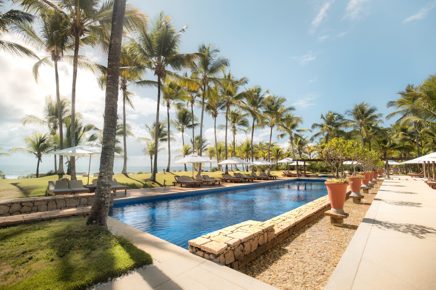 Praia deserta, gastronomia e luxo no rústico: conheça o resort do Sul da Bahia que celebra 25 anos
