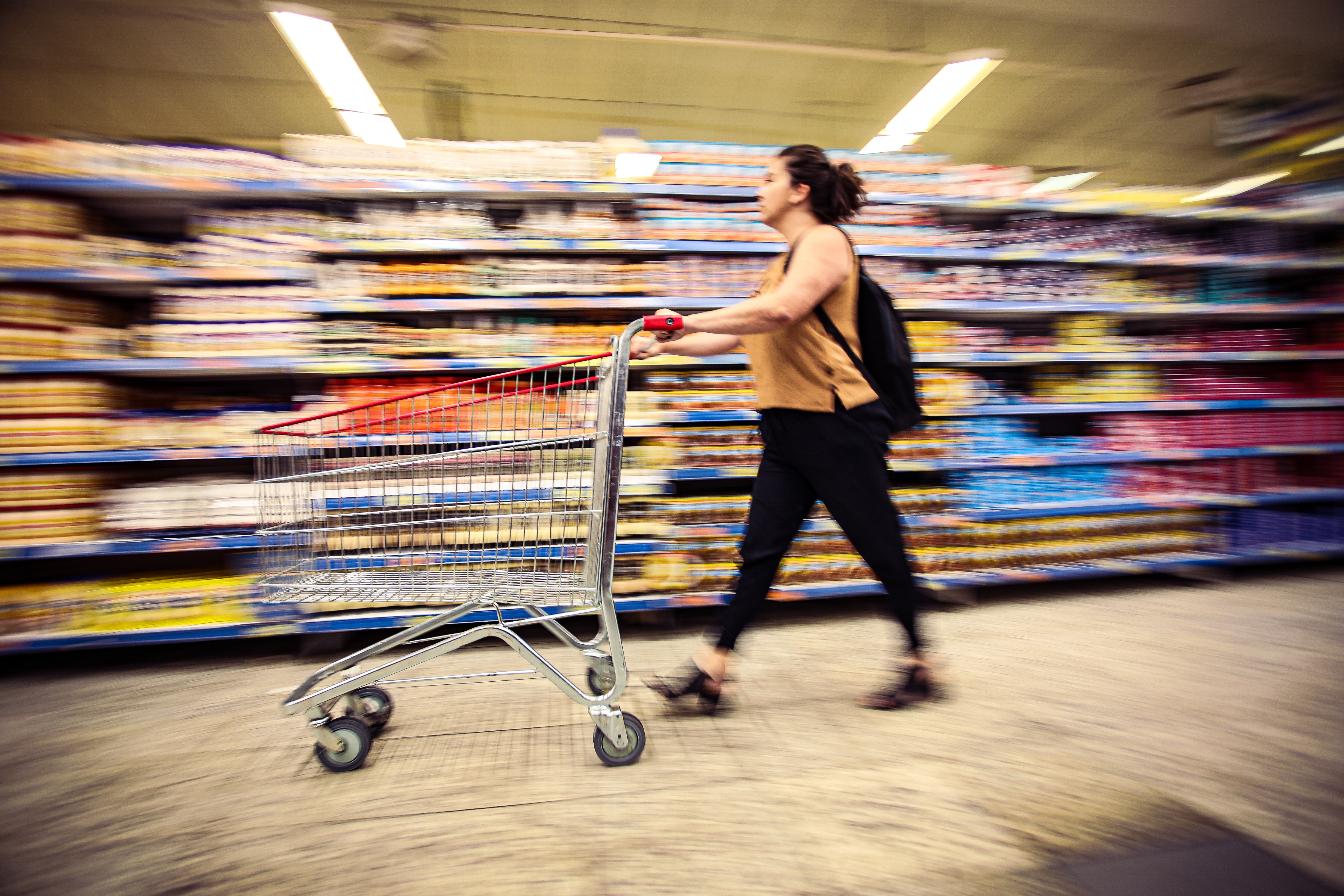 Desaceleração da inflação nos supermercados em janeiro, com alta expressiva do preço do café