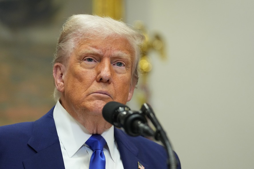 Trump diz estar 'triste' com o diagnóstico de câncer de Biden