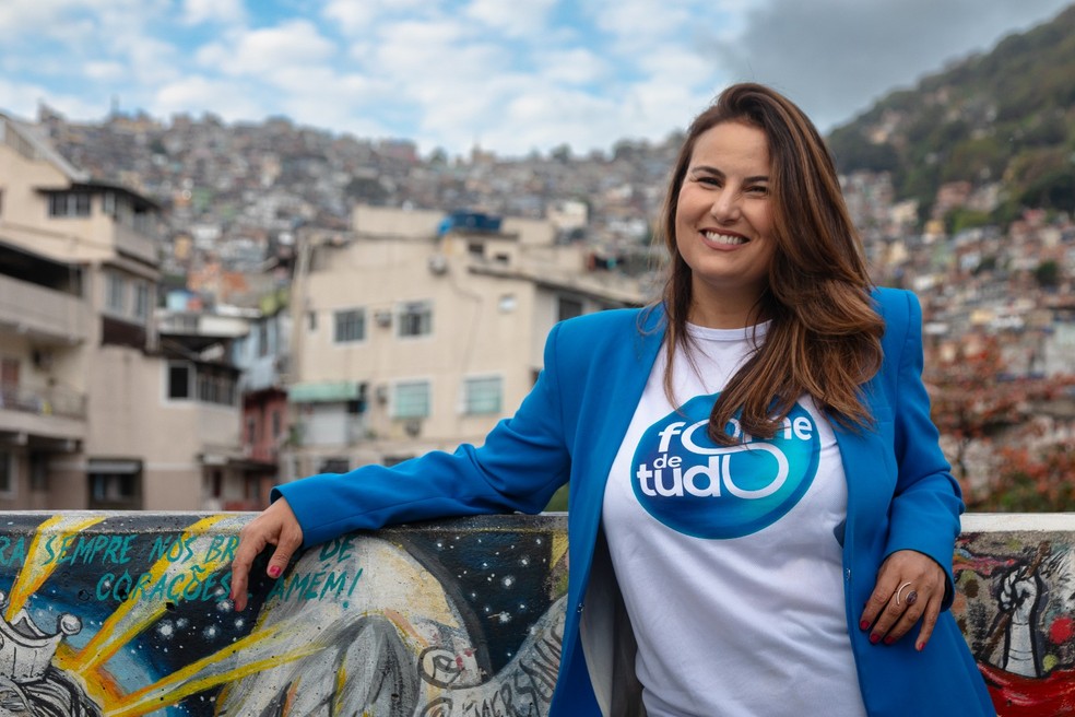 A carioca Úrsula Corona, natural do Turano, é fundadora da Fome de Tudo, organização que cobrirá a alimentação de estudantes de escolas públicas que não têm o que comer nas férias — Foto: Divulgação