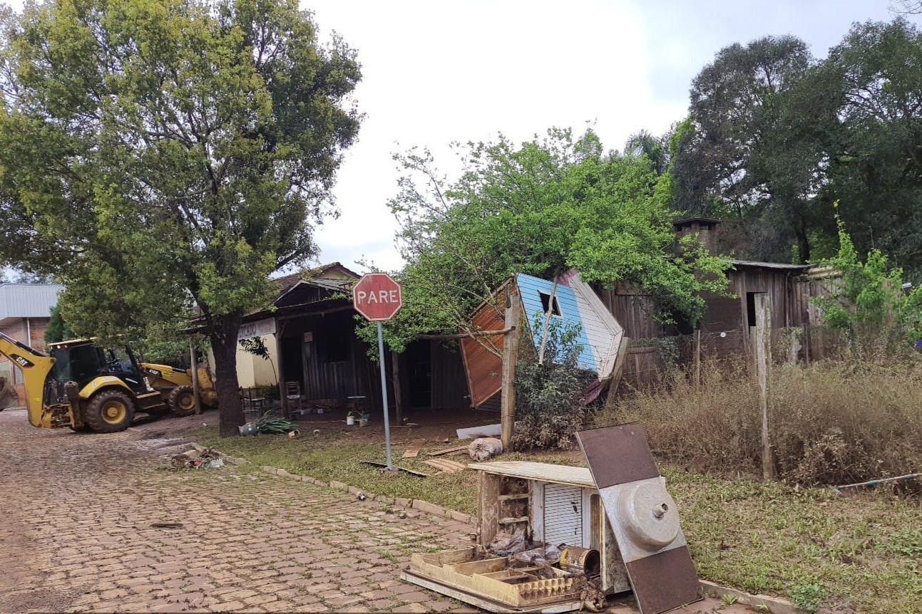 Nova Bassano, cidade no Rio Grande do Sul foi castigado por chuvas e fortes ventos, consequência do ciclone. — Foto: Divulgação / Prefeitura de Nova Bassano