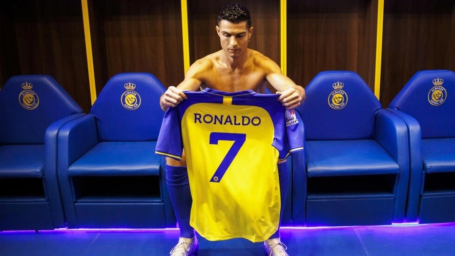Cristiano Ronaldo concorre a premio de melhor do mundo em 2023 e é