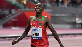 Queniano recordista mundial dos 10km é suspenso por 6 anos
