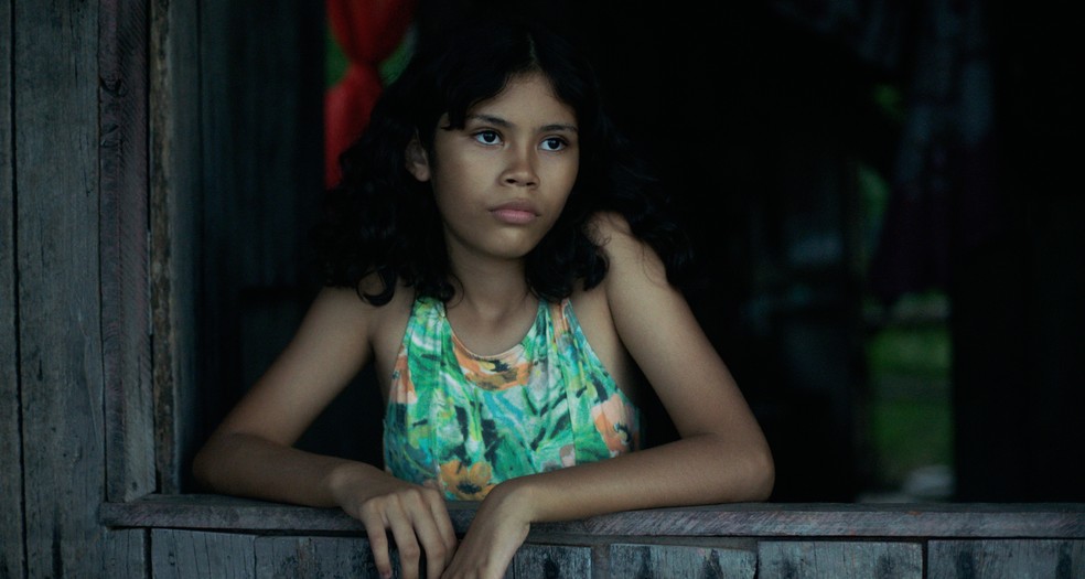 Jamilli Correa em cena no filme 'Manas', de Marianna Brennand — Foto: Divulgação