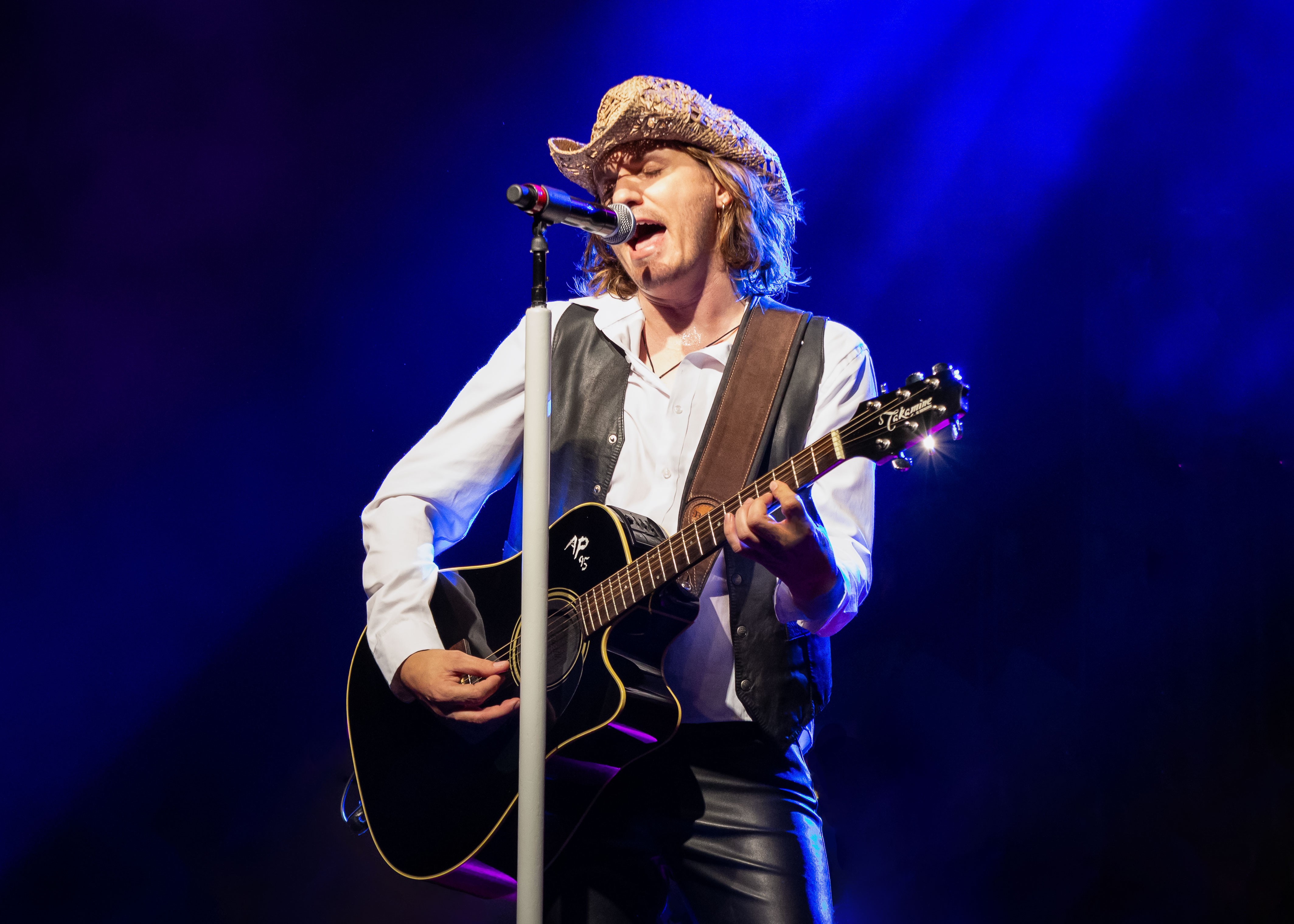 O Teatro Casa Grande recebe 'These Days – Bon Jovi Cover', espetáculo que revisita os clássicos do icônico Bon Jovi