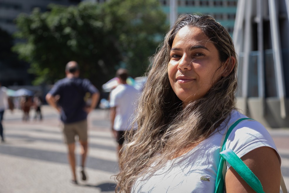 'Quem é o governador do Rio?': técnica de nutrição Maria da Conceição Souza responde — Foto: Júlia Aguiar