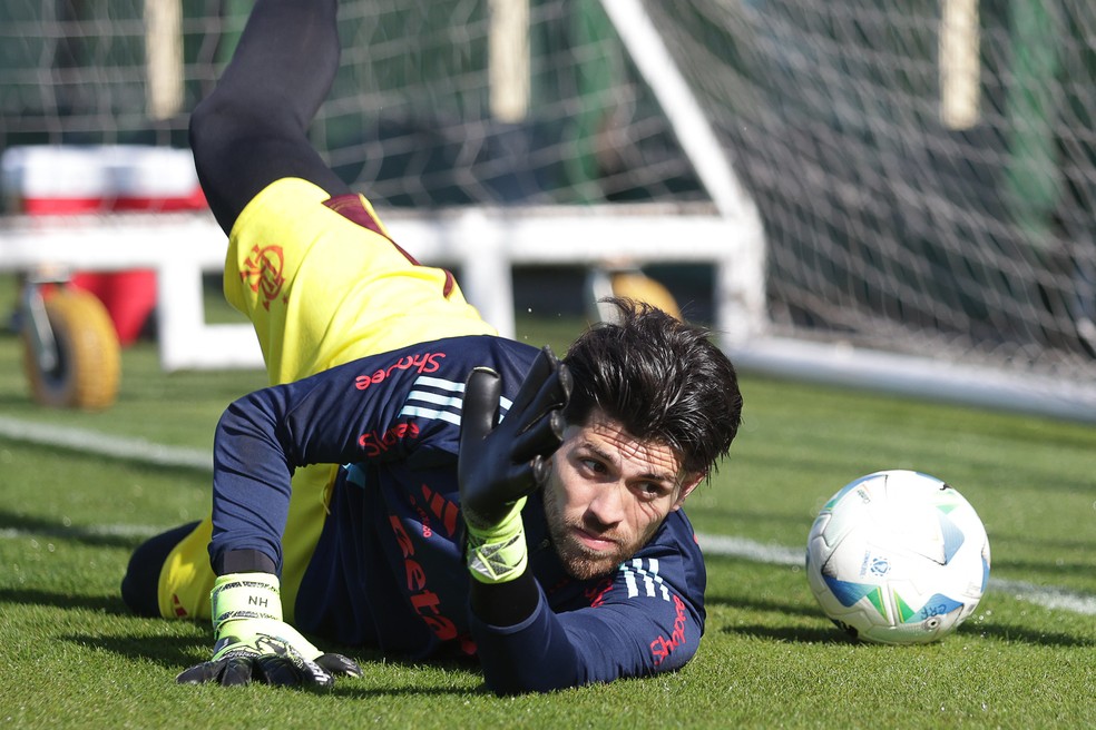 Rossi em treino do Flamengo na Argentina — Foto: Gilvan de Souza/Flamengo
