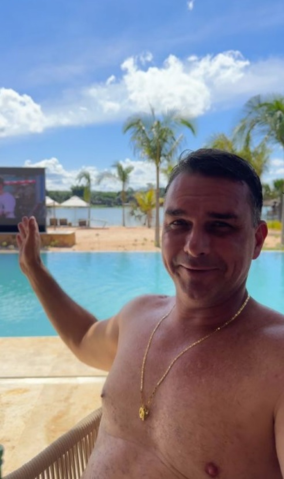 Flávio Bolsonaro em foto encontrada no celular de Willer Tomaz — Foto: Reprodução