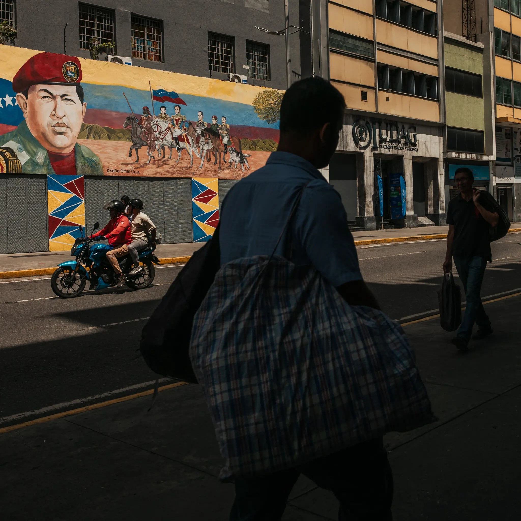 Análise: Trump espera assustar Maduro e forçá-lo ao exílio em 'guerra psicológica' contra a Venezuela