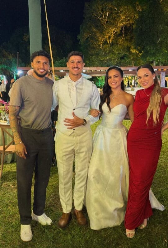 Convocado na vaga de Wesley, Ederson estava em um casamento 