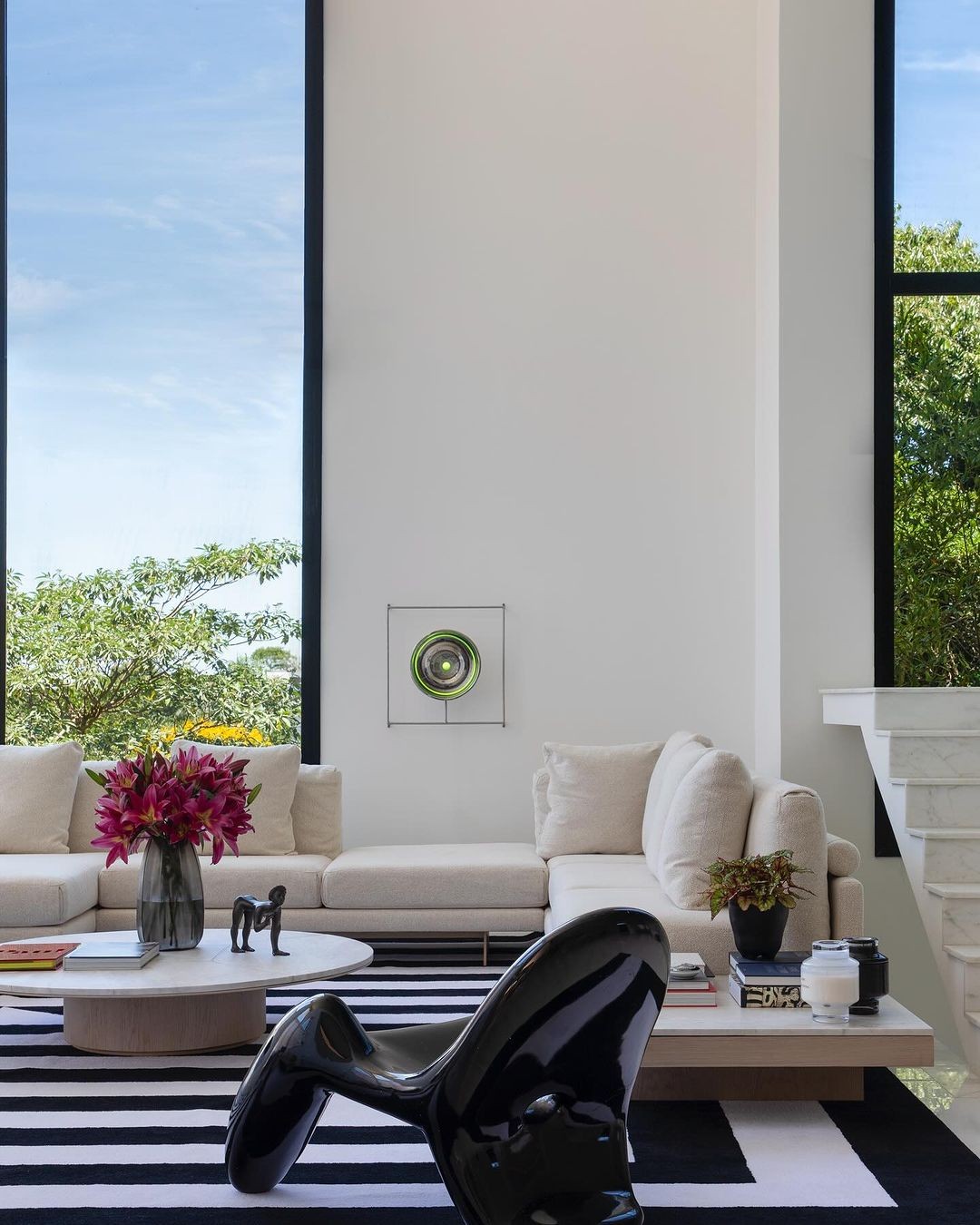 Veja fotos da casa de R$ 10 milhões de Carlinhos Maia em São Paulo — Foto: Reprodução Instagram