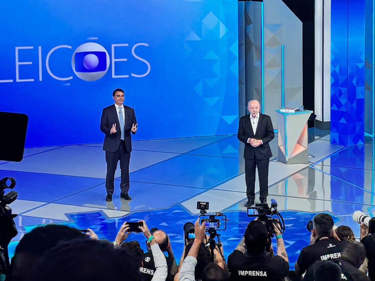 'Nove dedos', segurança pública e caso Ana Clara: pesquisas revelam altos e baixos de Lula e Flávio Bolsonaro no debate da Globo - Foto