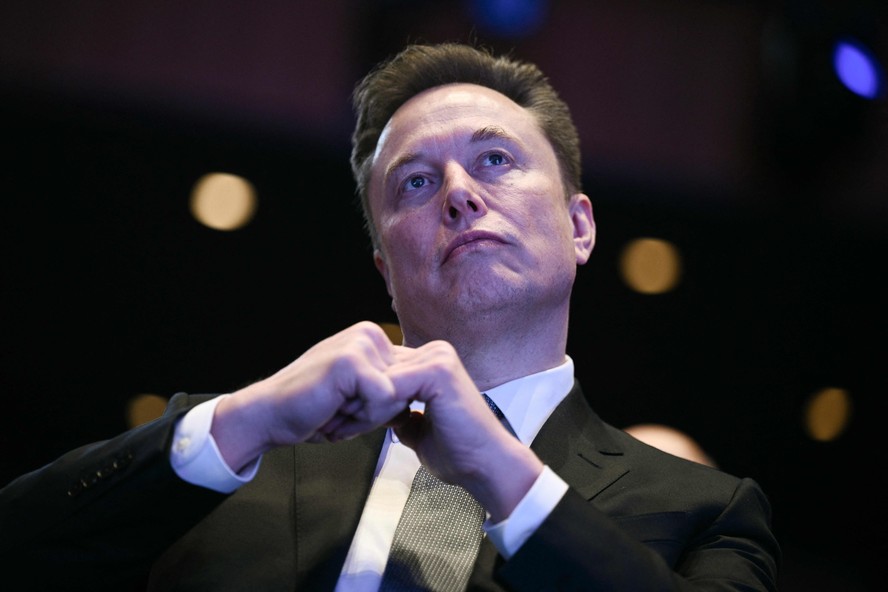 Elon Musk, o trilionário: fortuna inédita ampliou influência na sociedade e  política globais