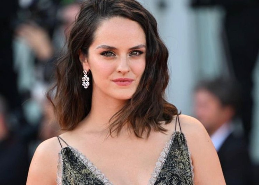 Atriz francesa será nova protagonista na franquia soft porn  