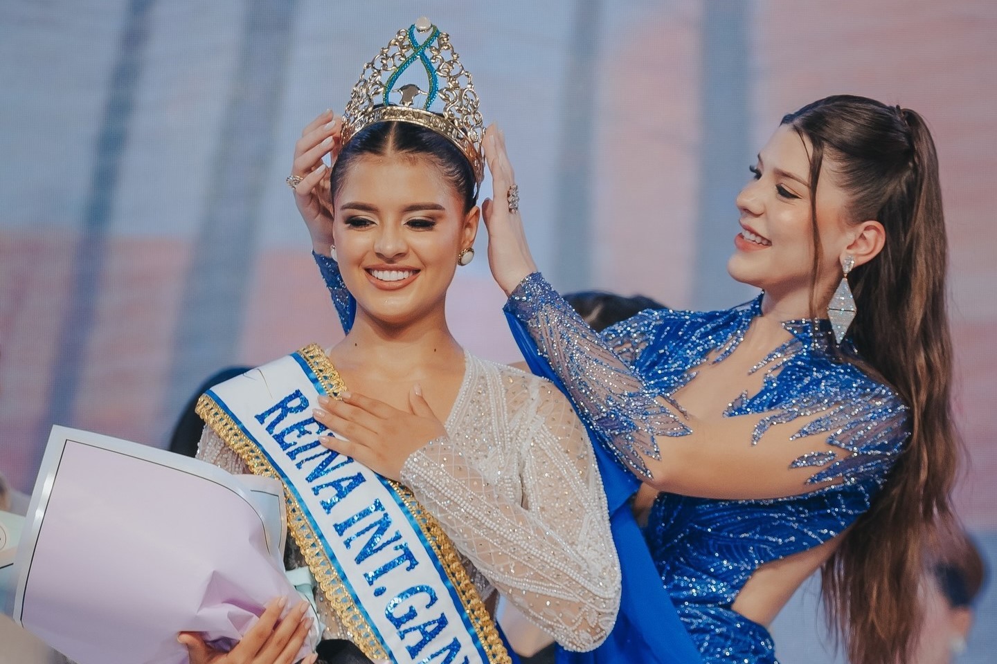 Colombiana vence concurso que elege Rainha Mundial da Pecuária e encerra sequência de títulos do Brasil