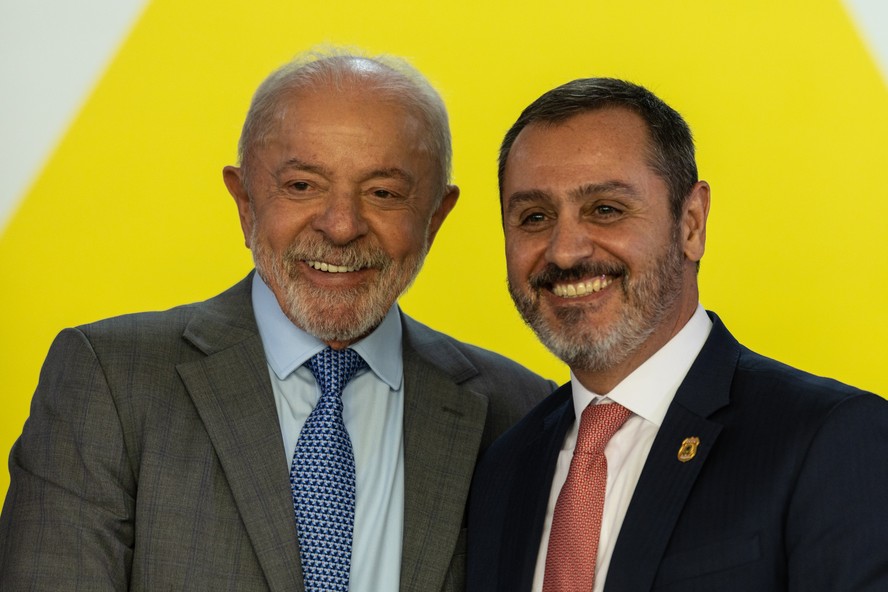 Lula manifesta apoio a Andrei Rodrigues após crise no STF: ‘Tem a minha ...